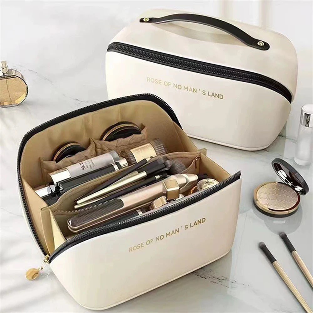 Trousse de maquillage compacte élégante