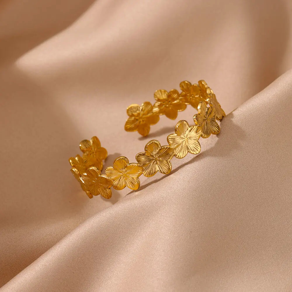 Bracelet ajustable doré vintage